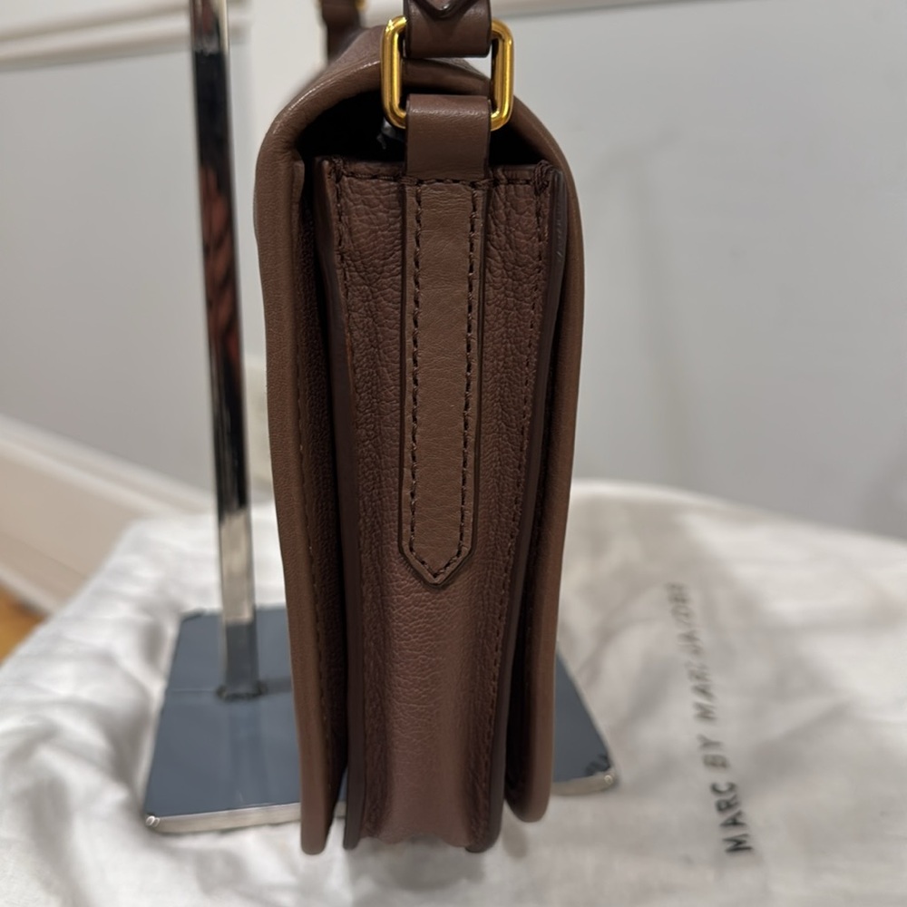 Marc Jacobs Bag Brown Goat Pebbled Leather Shoulder Bag with Gold Accents - Picture 6 of 17